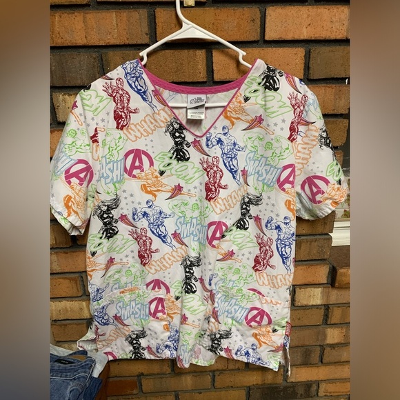 Marvel Avengers Assemble Scrub Top - Picture 1 of 4